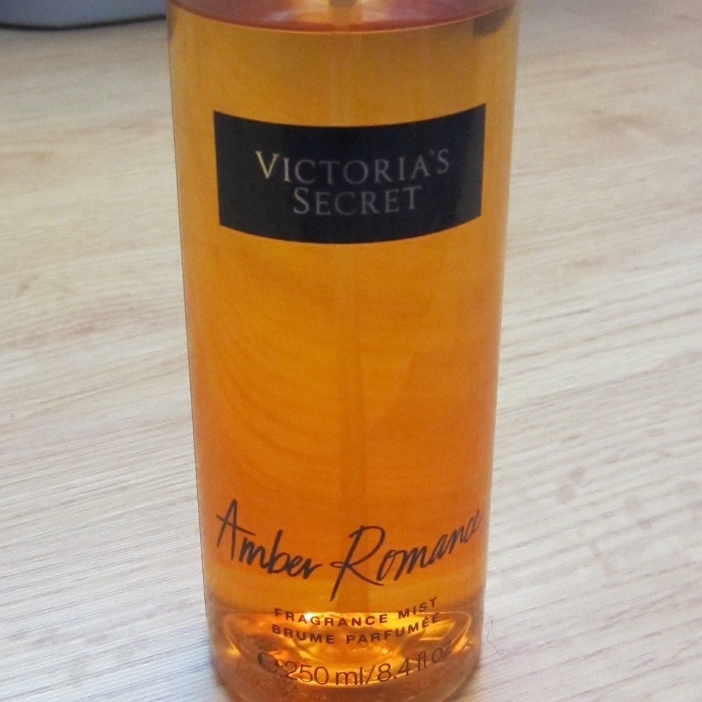Amber Romance Body Mist